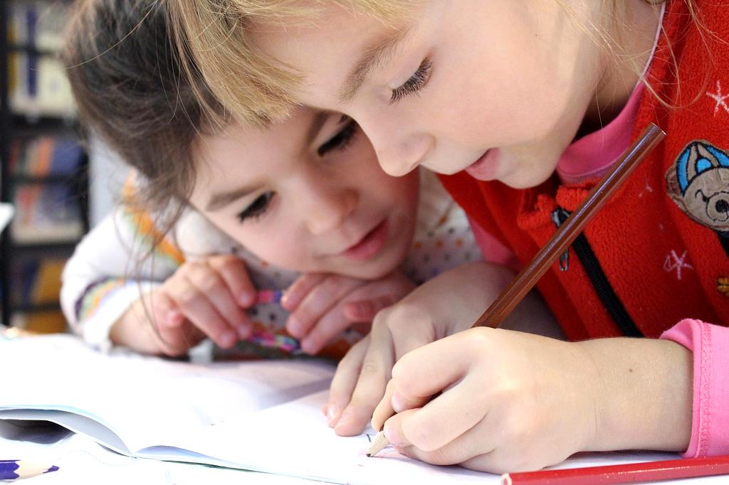 Jan Nowak - Specjalista ds. technologii edukacyjnych